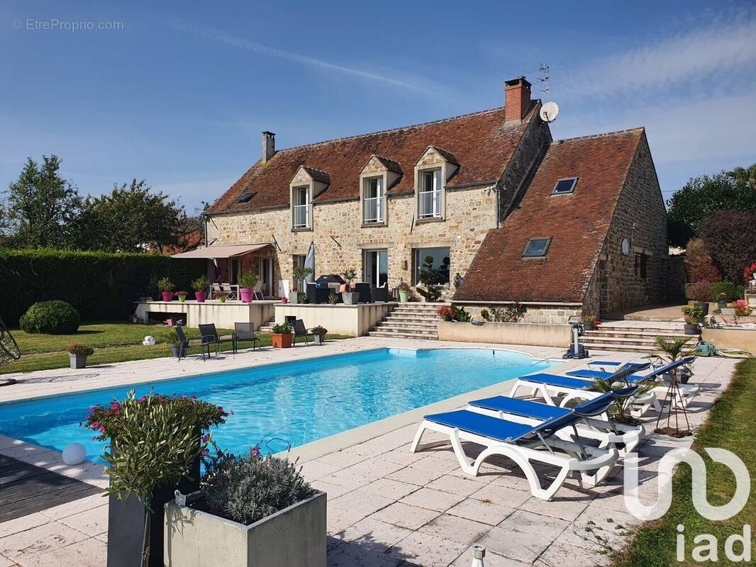 Photo 1 - Maison à RAMPILLON