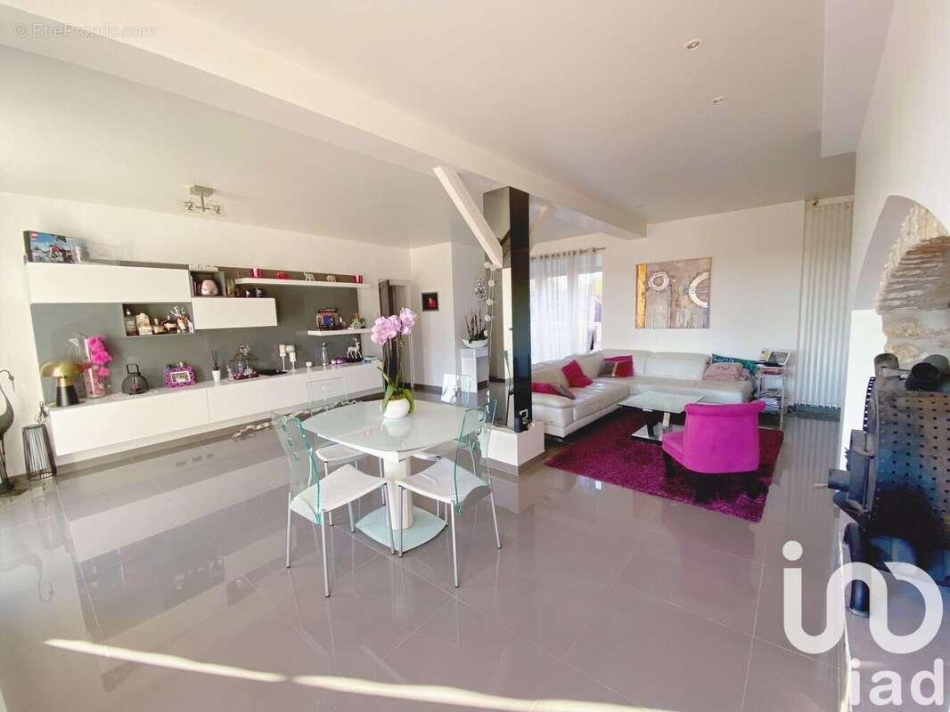 Photo 2 - Maison à RAMPILLON