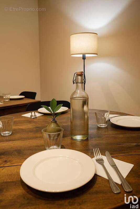 Photo 2 - Commerce à VERSAILLES