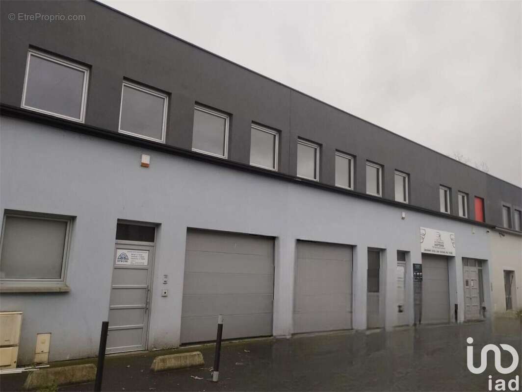 Photo 7 - Commerce à COURCOURONNES