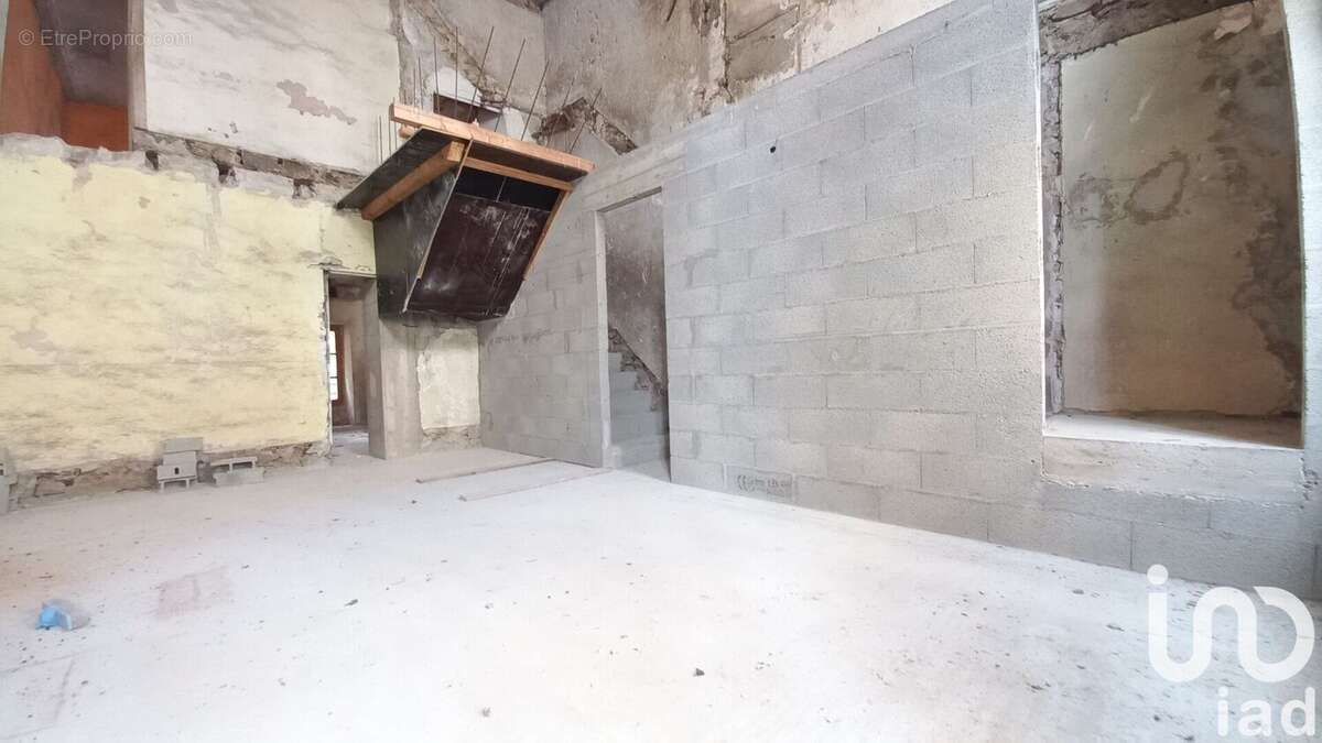 Photo 4 - Maison à SAINT-JULIEN-MOLIN-MOLETTE