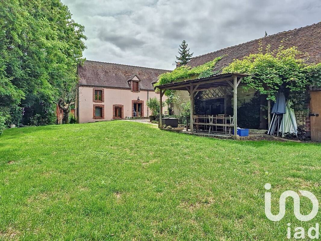 Photo 1 - Maison à MONTCRESSON