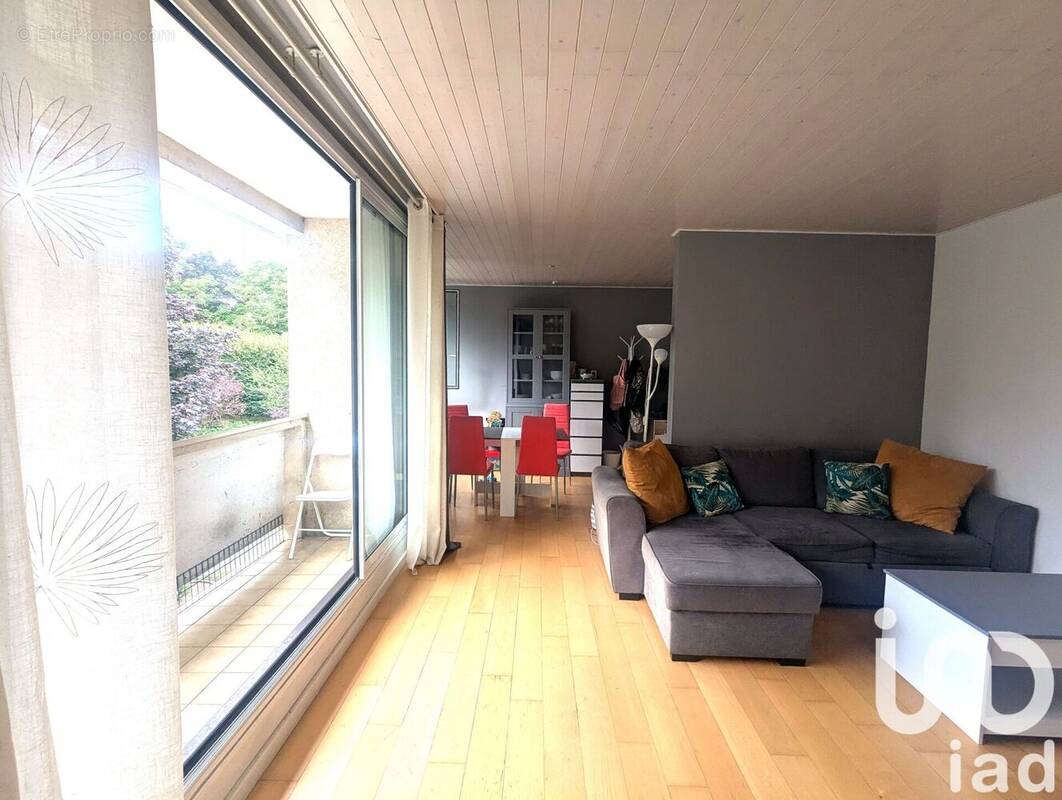 Photo 1 - Appartement à POISSY