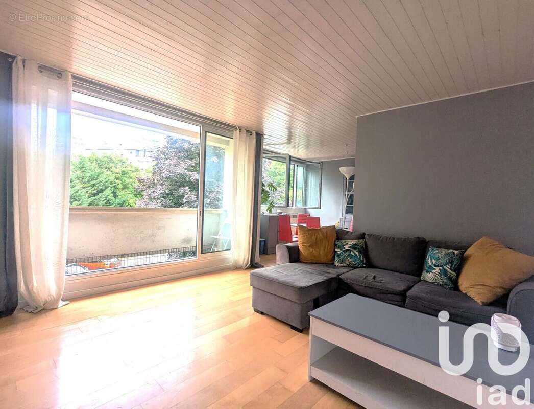 Photo 2 - Appartement à POISSY