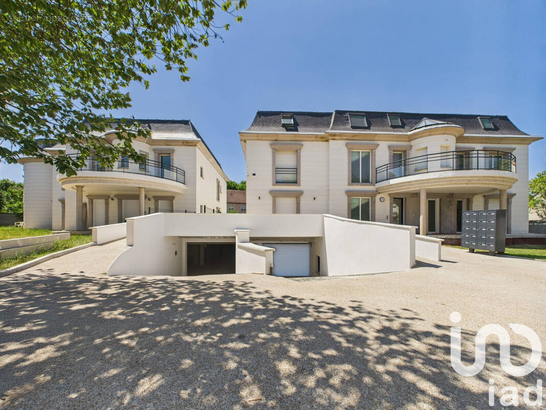 Photo 1 - Appartement à BOISSY-SAINT-LEGER