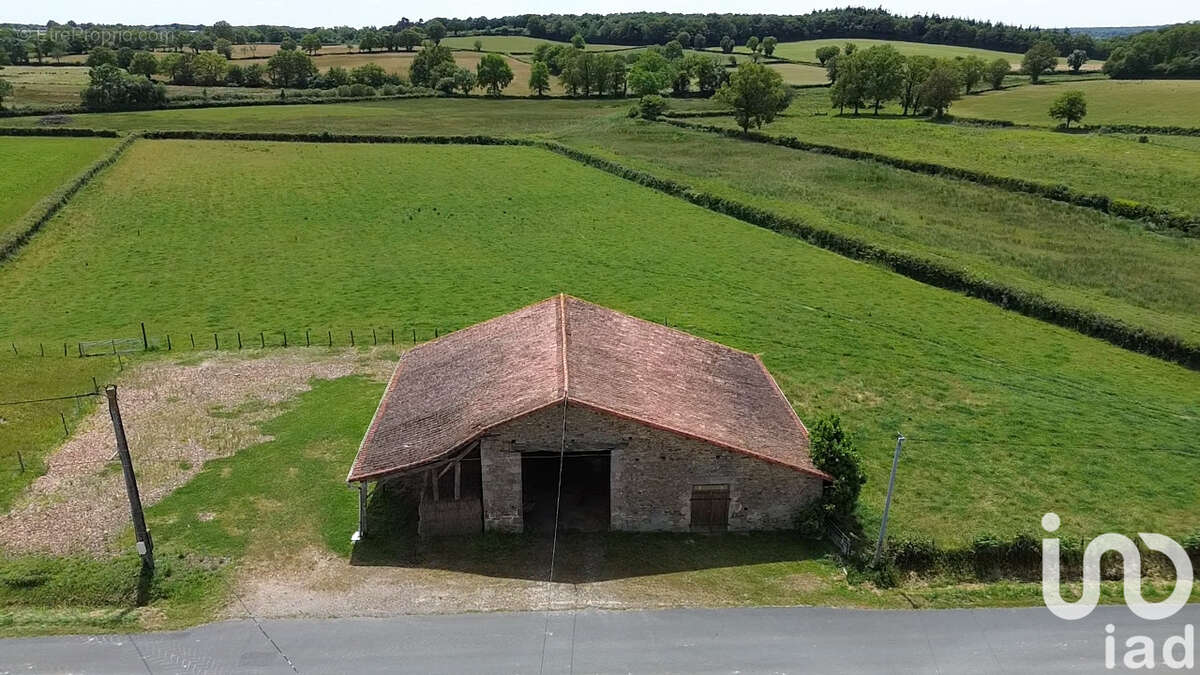 Photo 2 - Maison à VASLES