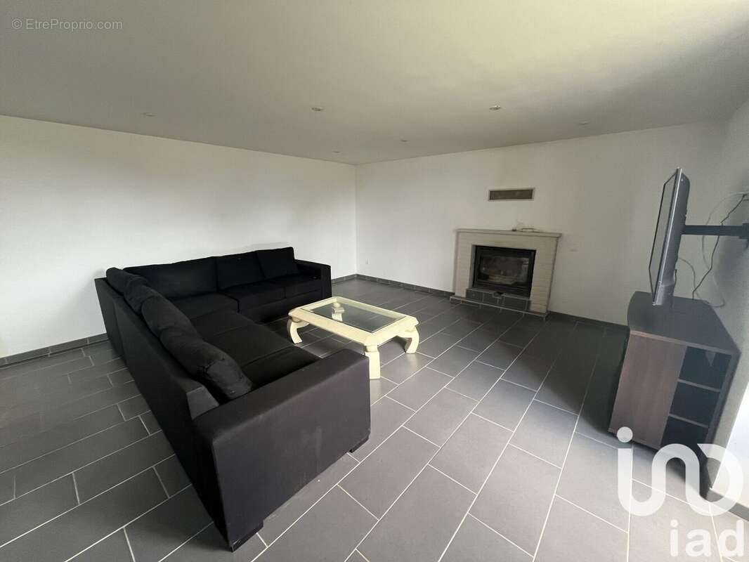 Photo 9 - Maison à VASLES