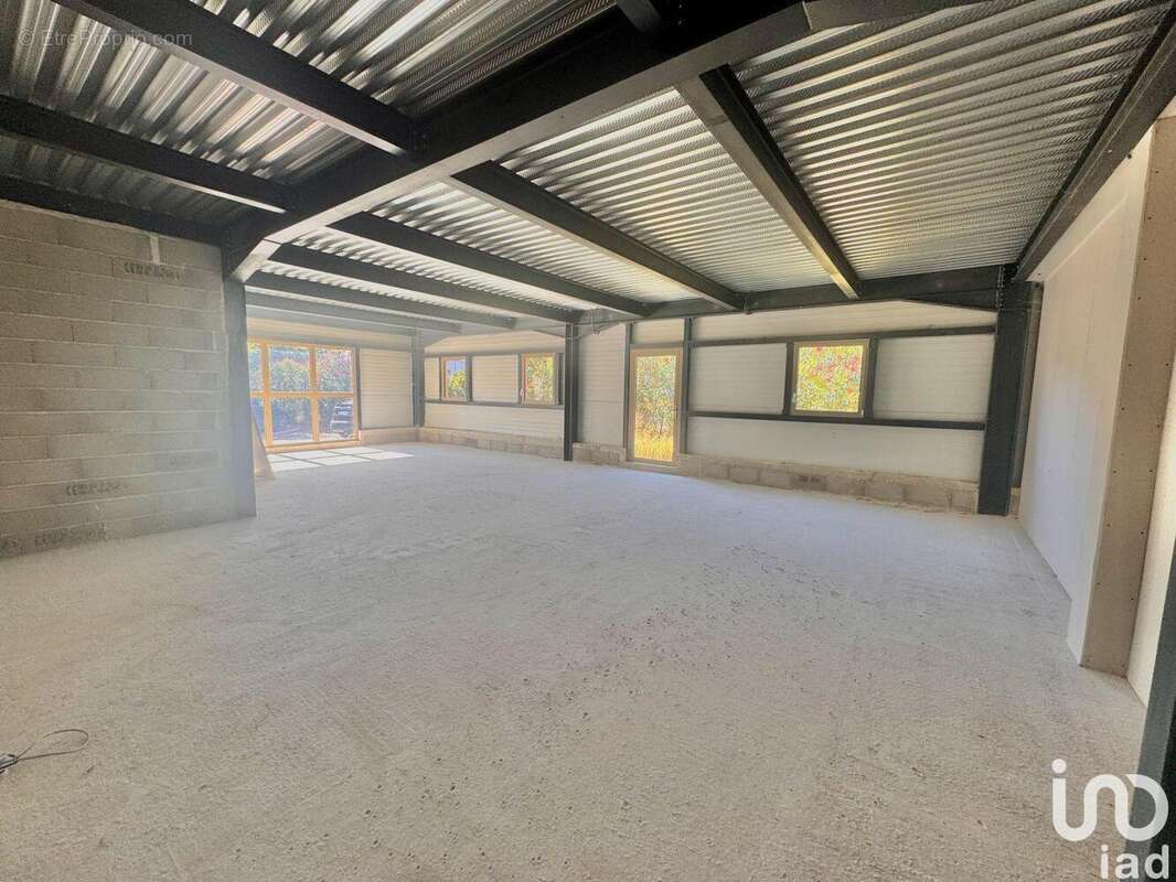 Photo 5 - Commerce à CHATEAURENARD