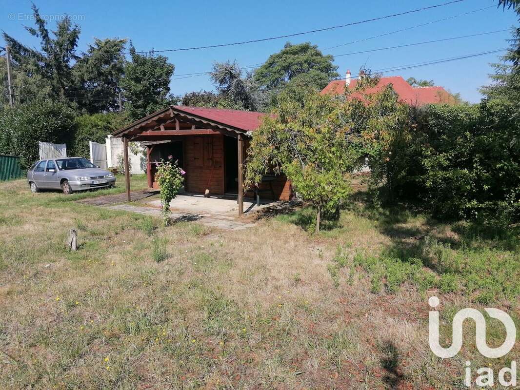 Photo 3 - Terrain à CHATEAU-RENAULT