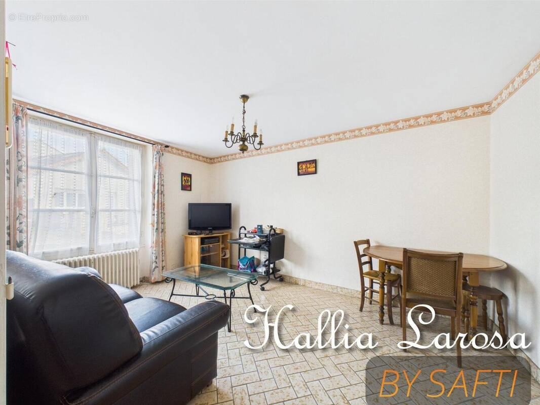 Photo 1 - Maison à SAULGE