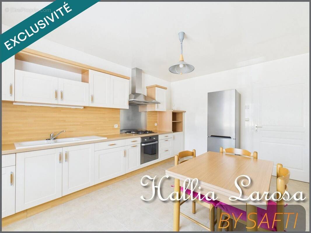 Photo 1 - Maison à MONTMORILLON