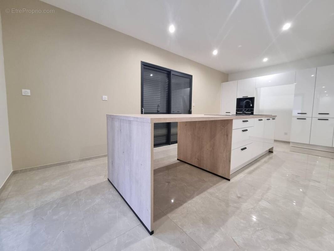 Photo 1 - Maison à MALISSARD