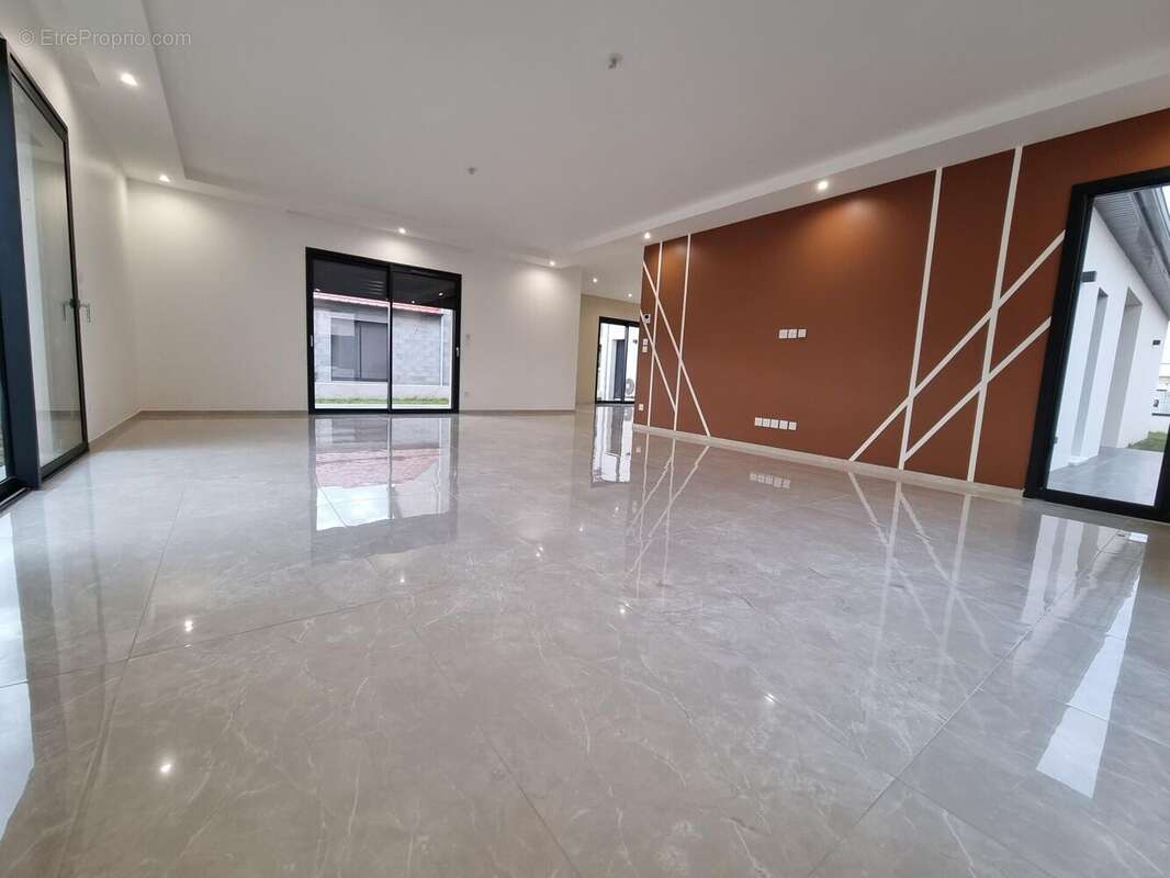 Photo 3 - Maison à MALISSARD