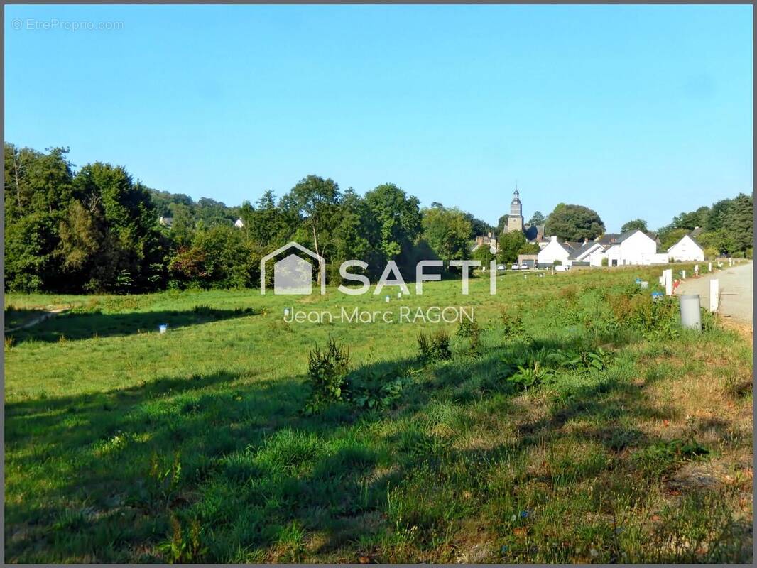 Photo 1 - Terrain à MONTREUIL-SOUS-PEROUSE