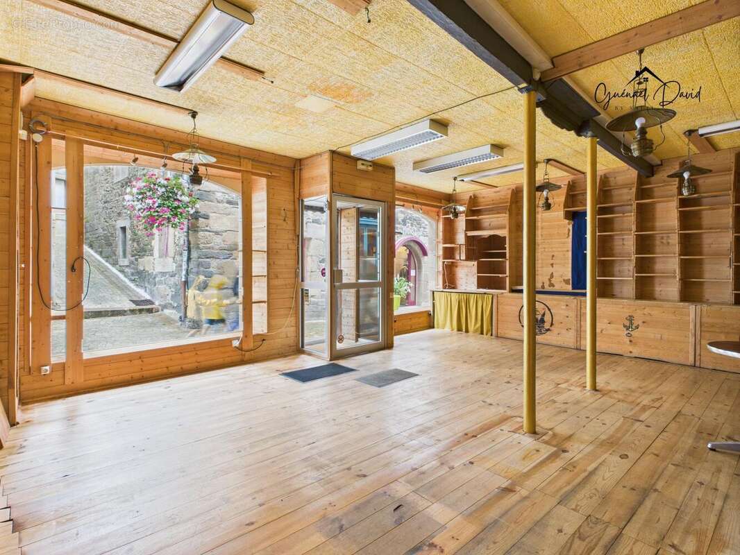 Photo 3 - Commerce à MORLAIX