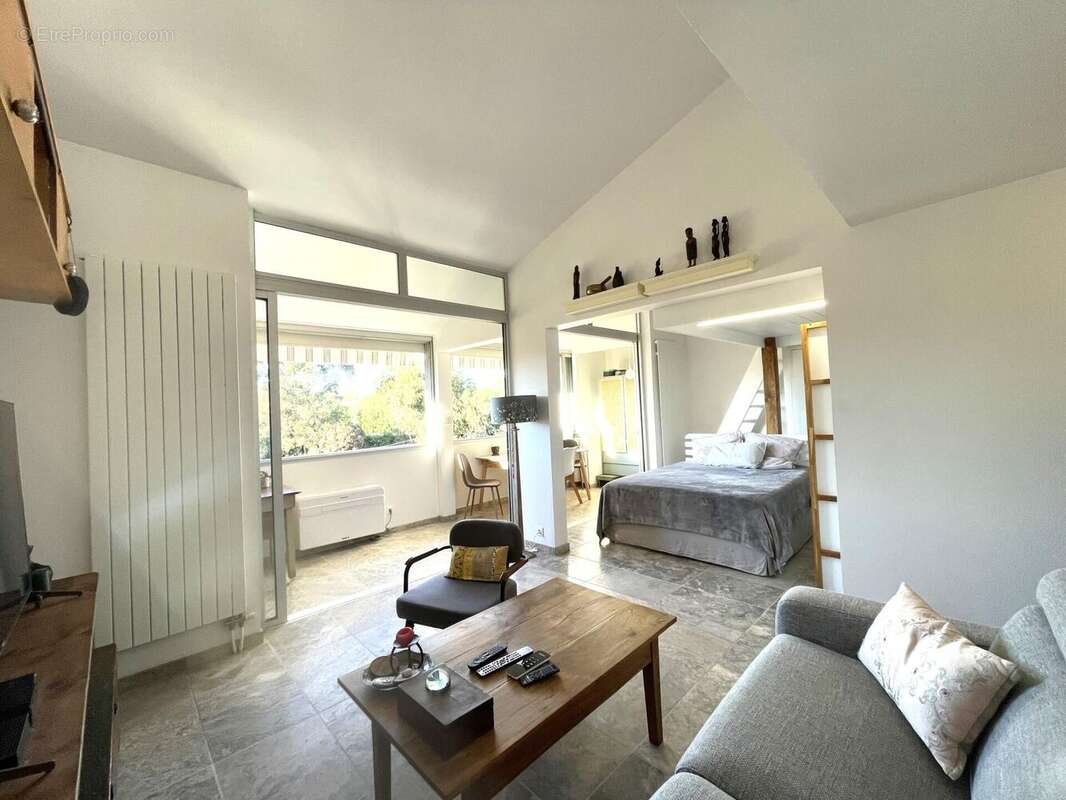 Photo 3 - Appartement à SAINT-RAPHAEL