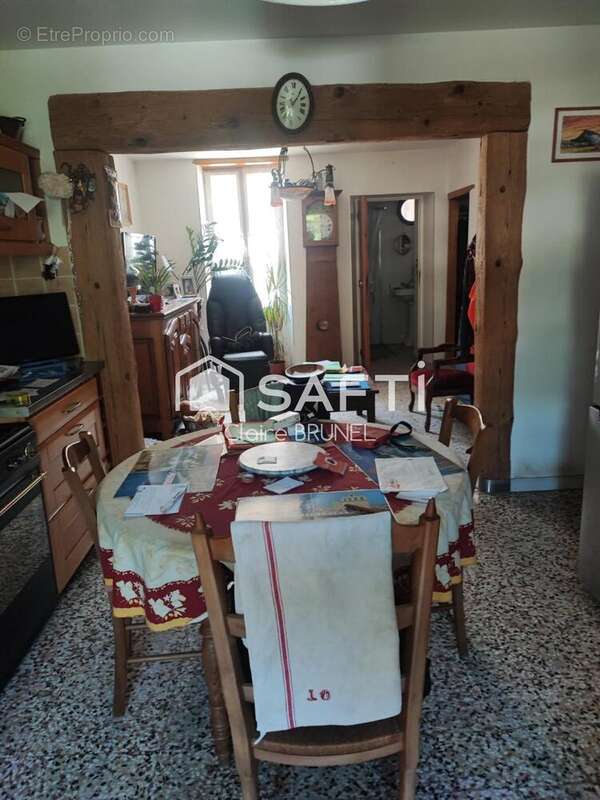 Photo 3 - Appartement à BESSEGES