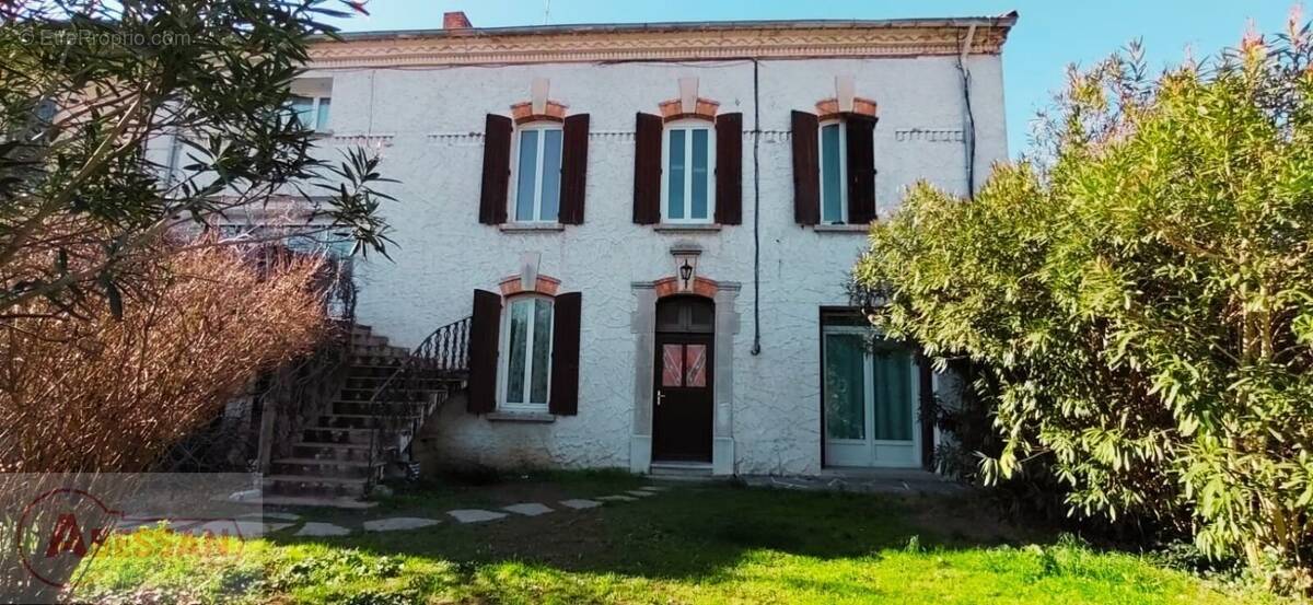 Maison à BOISSET-ET-GAUJAC