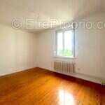 chambre 2 vue 1 - Appartement à STRASBOURG