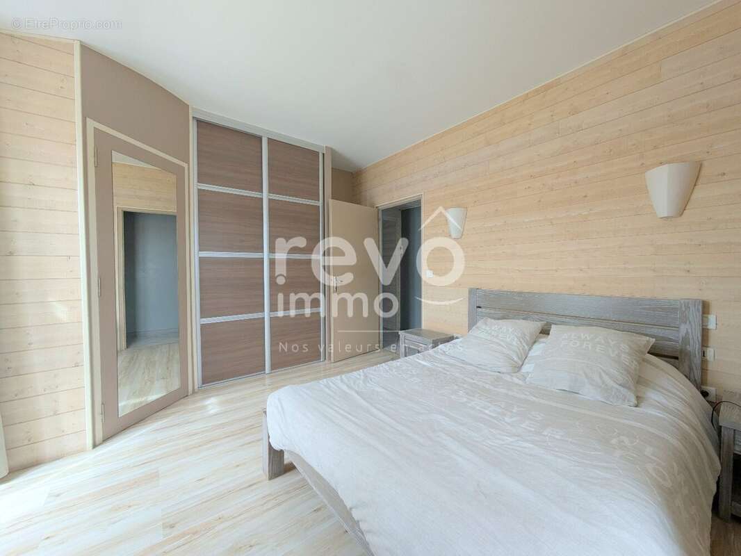 Maison à ROCHESERVIERE