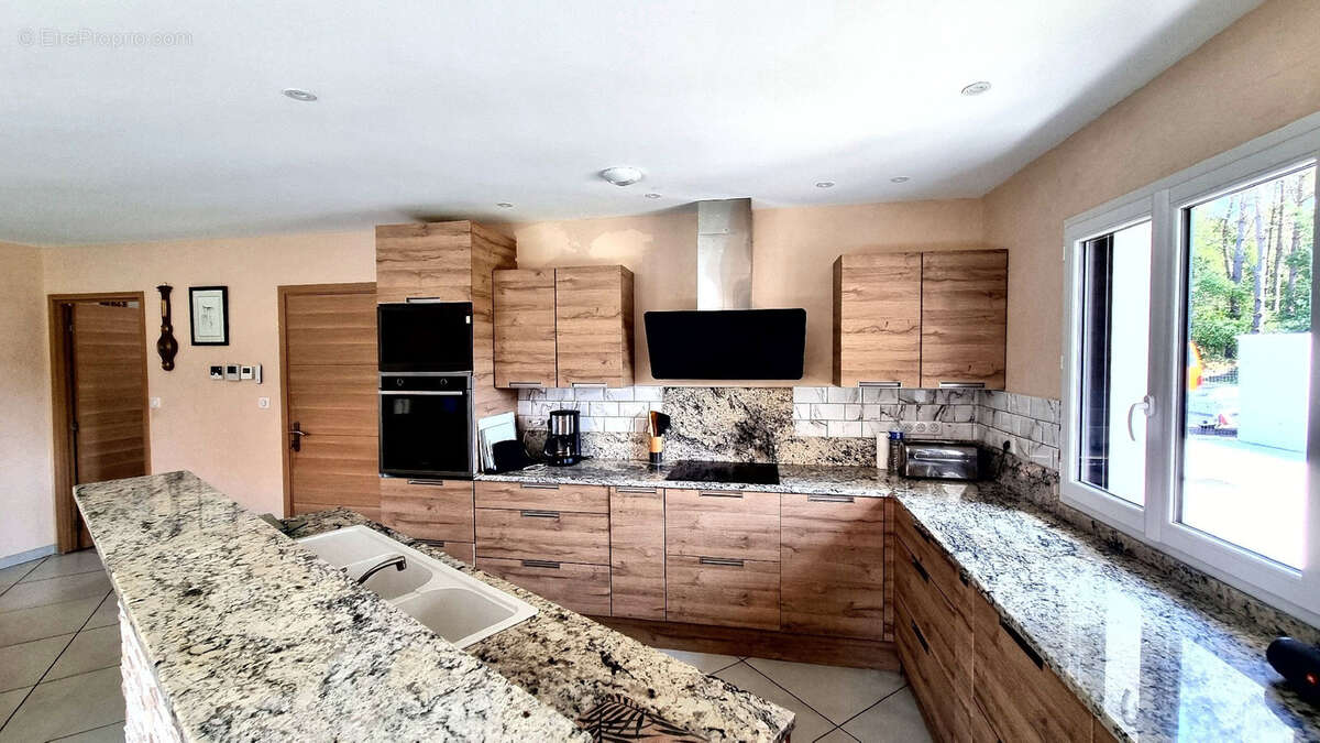 Maison à LIT-ET-MIXE