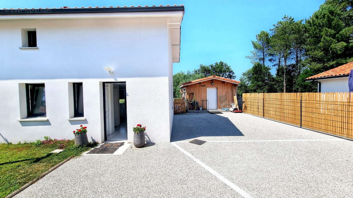 Maison à LIT-ET-MIXE