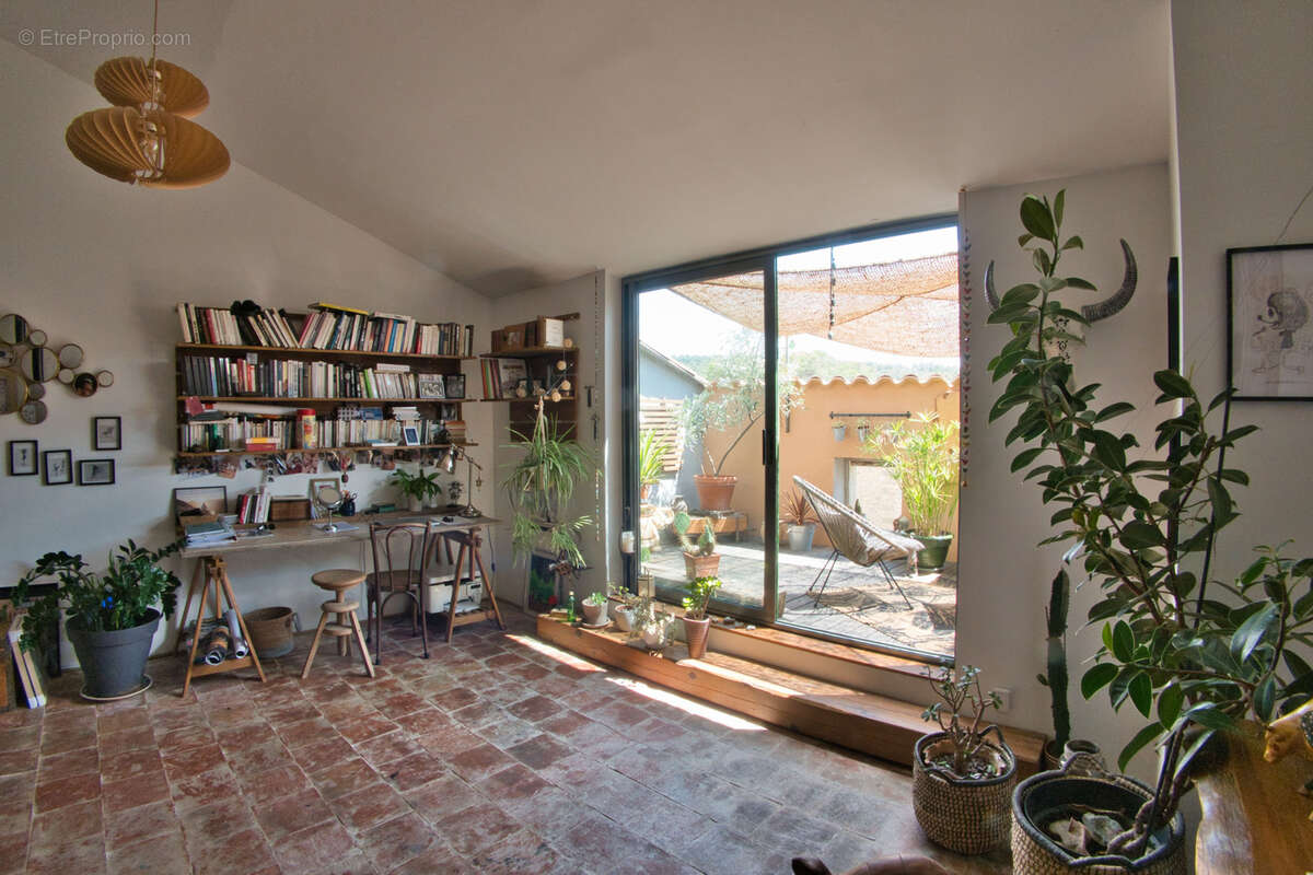 Maison à TOUROUZELLE