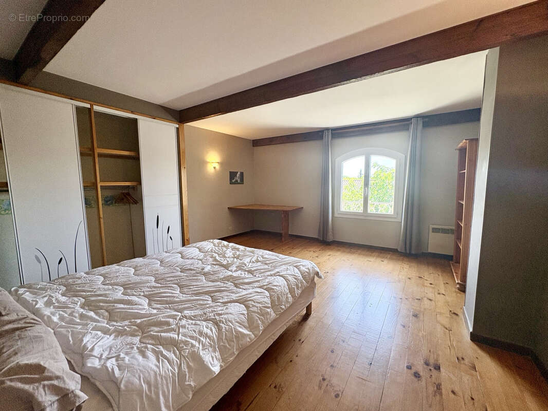 Maison à ROUSSILLON