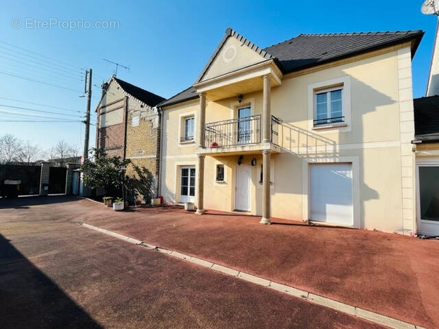 Maison à NOGENT-SUR-OISE