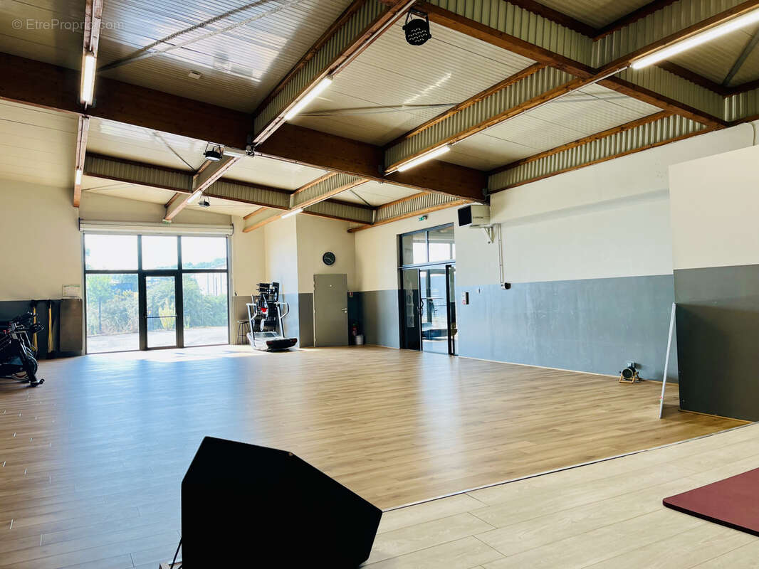 Commerce à L&#039;ISLE-JOURDAIN