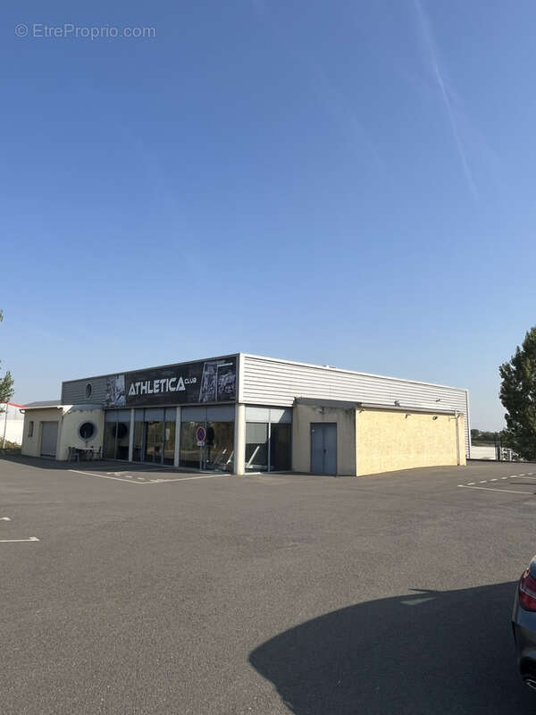 Commerce à L&#039;ISLE-JOURDAIN