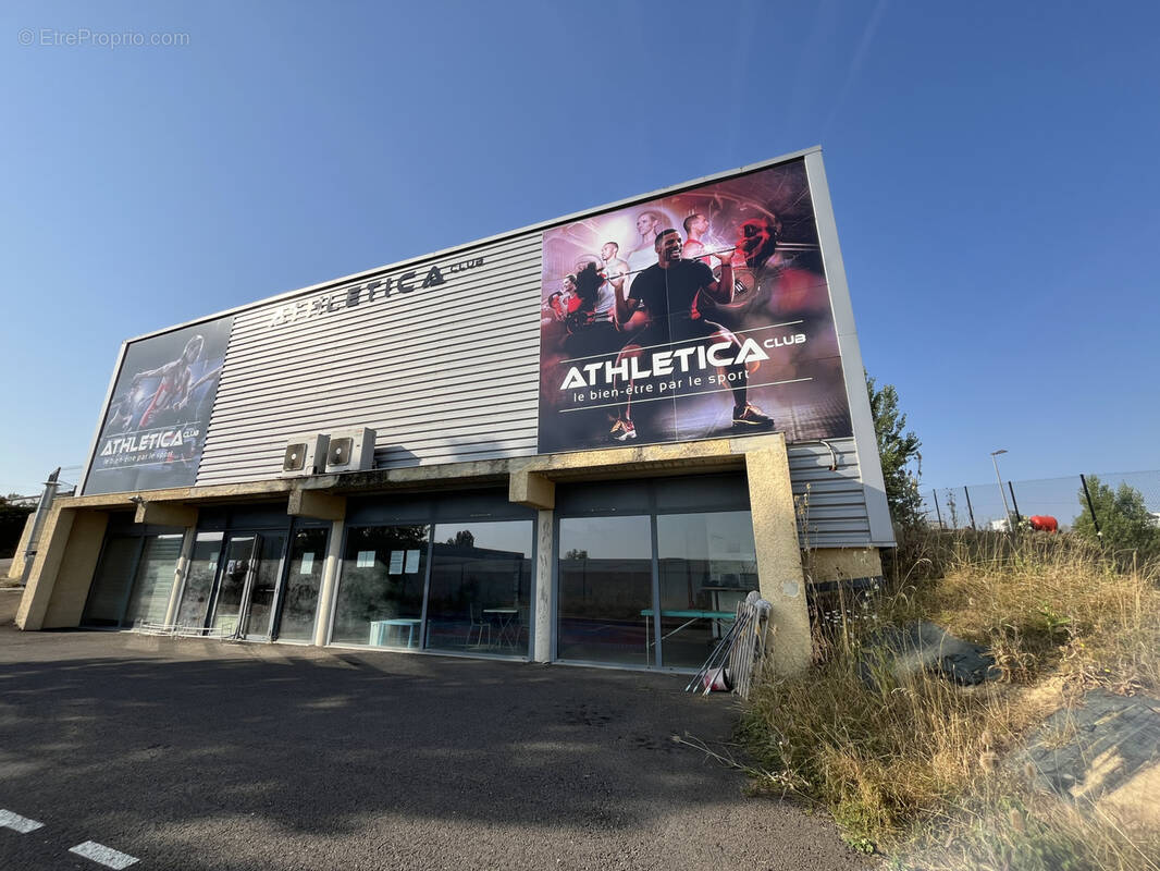 Commerce à L&#039;ISLE-JOURDAIN