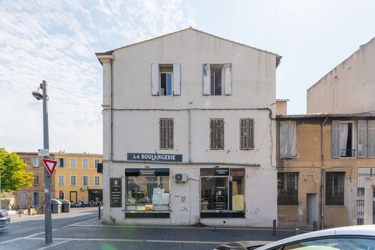 Appartement à MARSEILLE-3E