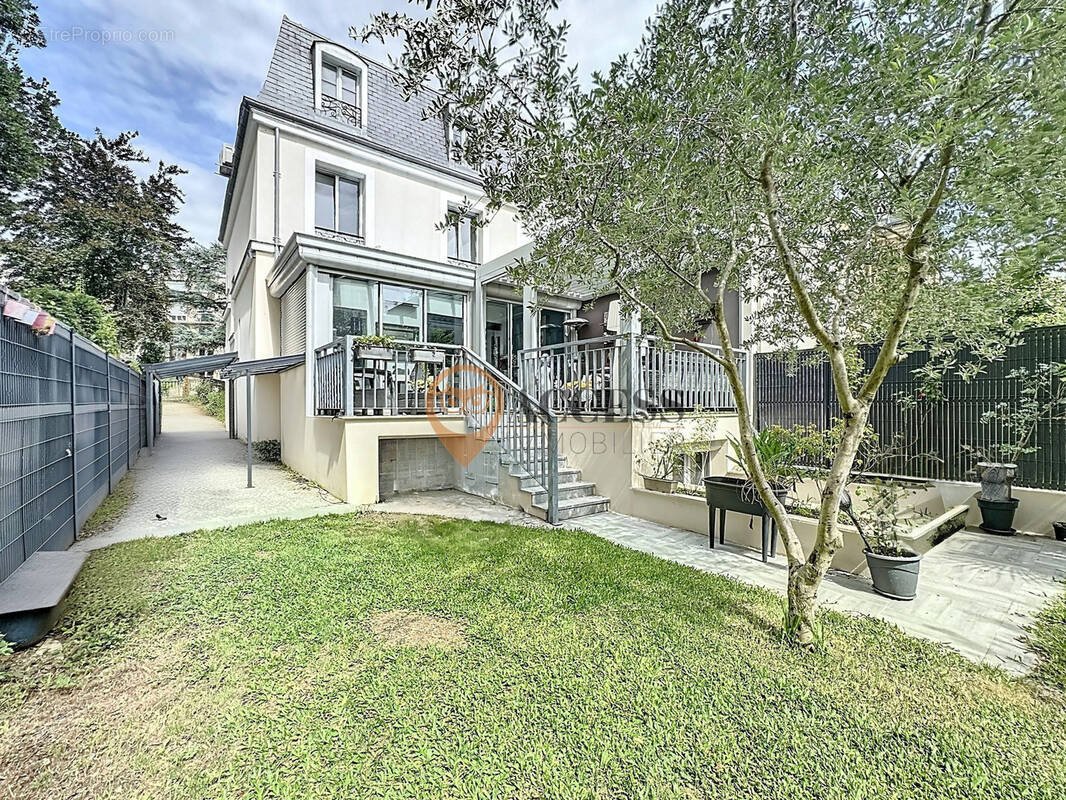 Maison à ENGHIEN-LES-BAINS