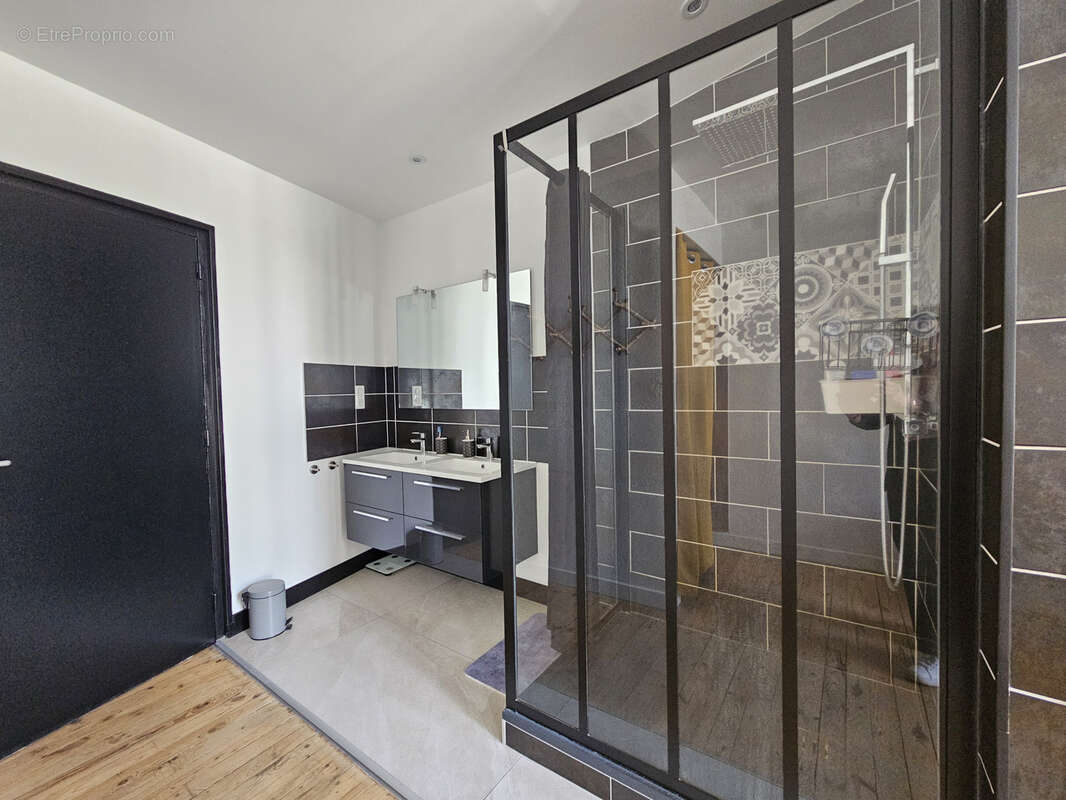 Appartement à CUSSET