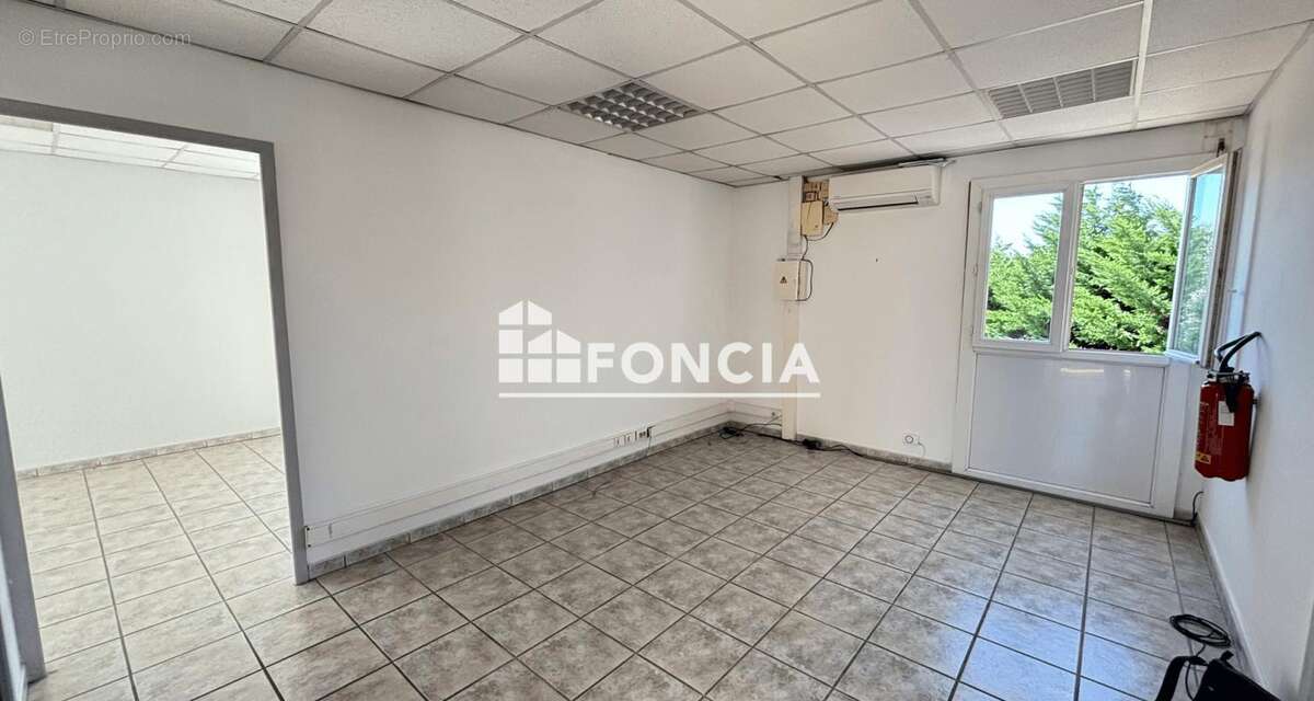 Commerce à MARIGNANE