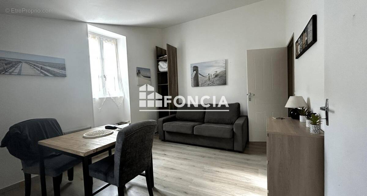 Appartement à SAINT-MARTIN-DE-RE