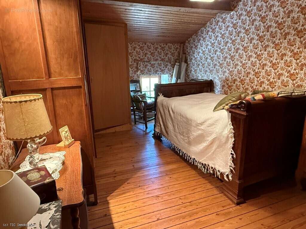 Maison à VILLEFAGNAN