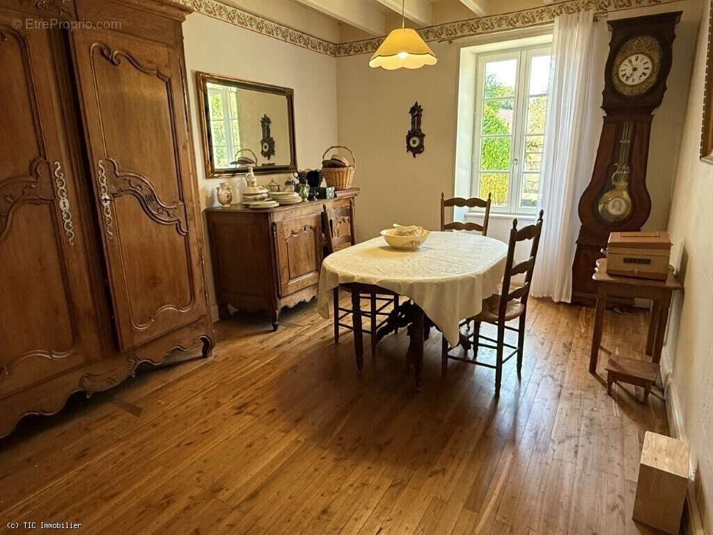 Maison à VILLEFAGNAN