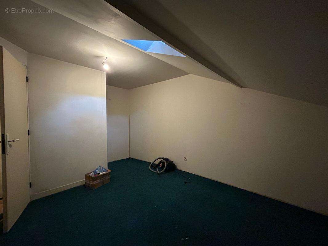 Maison à SAINT-AMAND-MONTROND