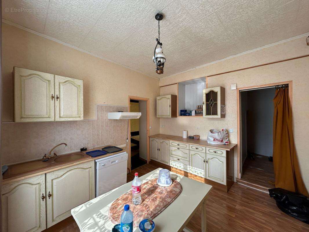 Maison à SAINT-AMAND-MONTROND