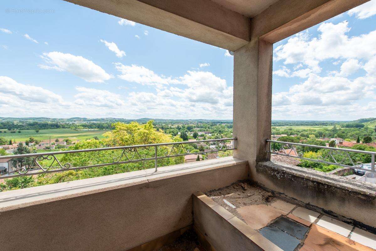 Maison à CASTELNAU-DE-LEVIS