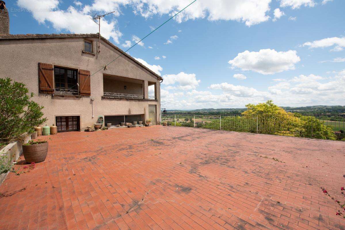 Maison à CASTELNAU-DE-LEVIS