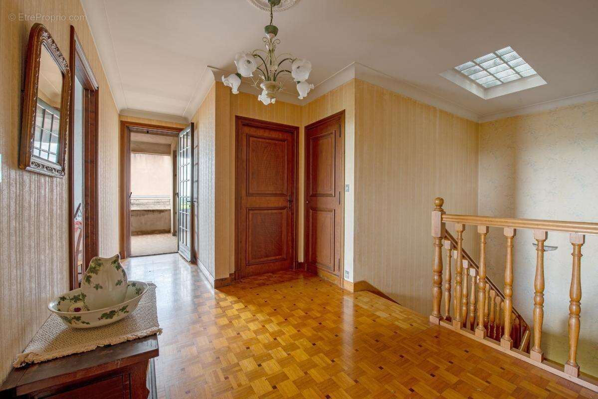 Maison à CASTELNAU-DE-LEVIS