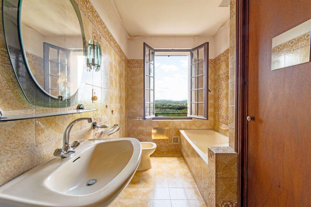 Maison à CASTELNAU-DE-LEVIS