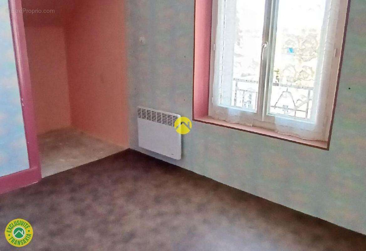 Maison à NERIS-LES-BAINS