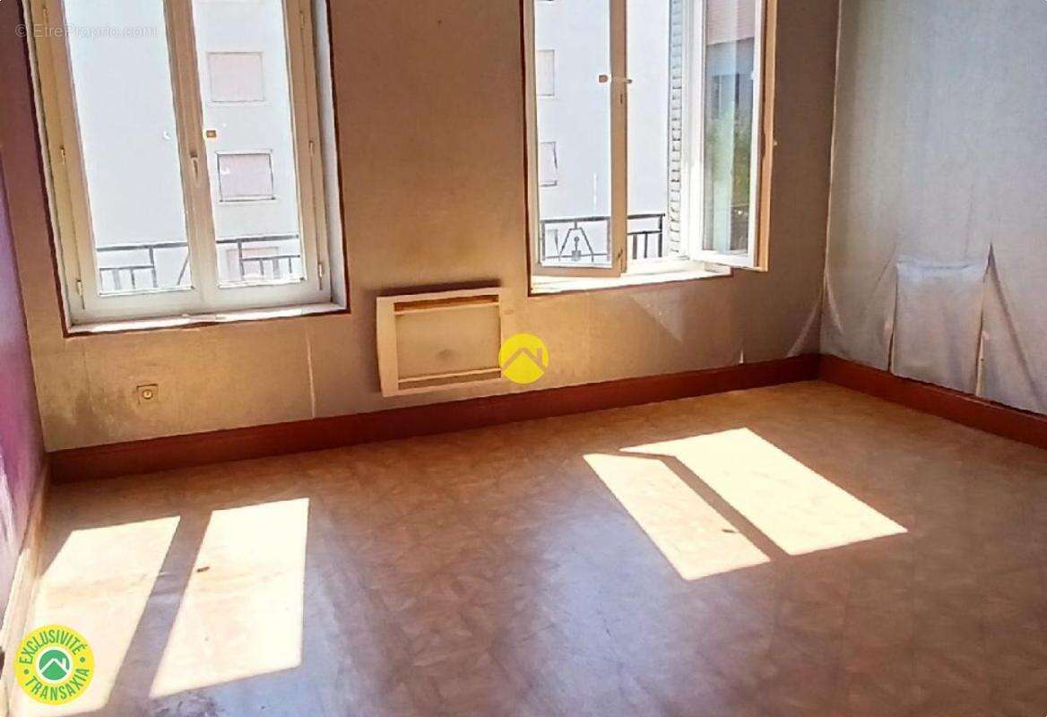 Maison à NERIS-LES-BAINS