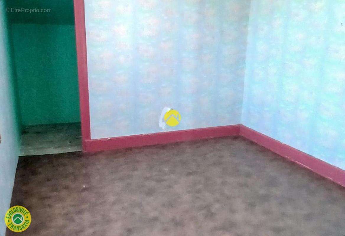 Maison à NERIS-LES-BAINS