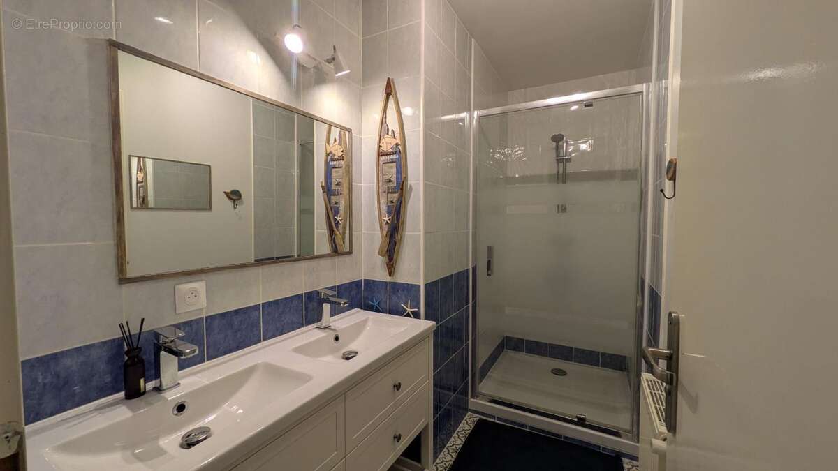 Maison à PRIGNAC-ET-MARCAMPS