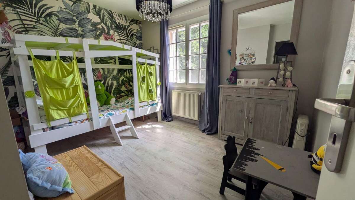 Maison à PRIGNAC-ET-MARCAMPS